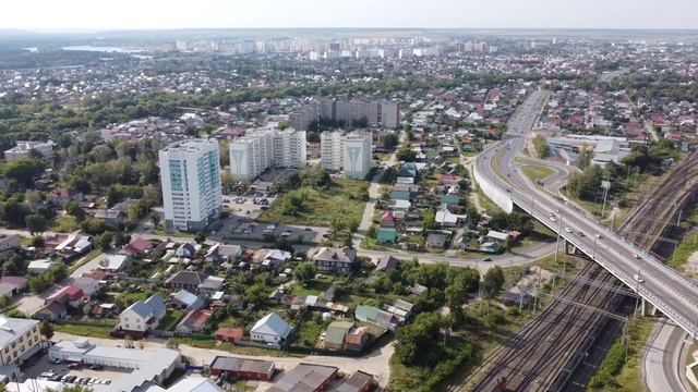 DJI 0211 Вдоль ЖД от третьей Пензы к мосту на Терновку и обратно смотреть онлайн