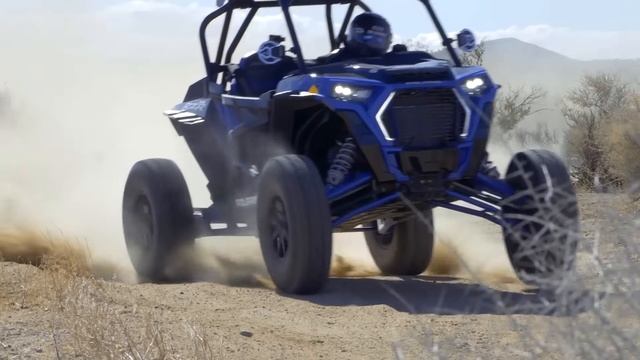 Polaris RZR XP Turbo S vs. Can-Am Maverick X3 X RC - Desert Action смотреть онлайн