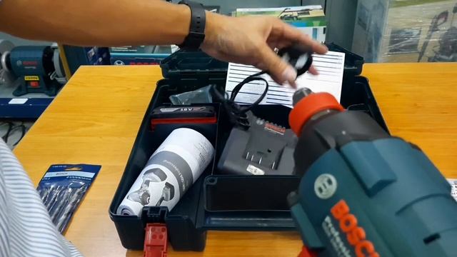 Máy Vặn ốc, Vít BOSCH 18V GDX 180 - LI - Vừa Vặn Buloong , Vừa Vặn Vít