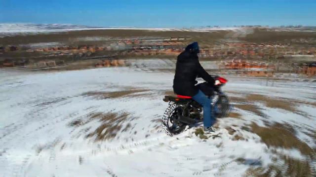 YAMAHA зимой по снегу / Ингушетия смотреть онлайн