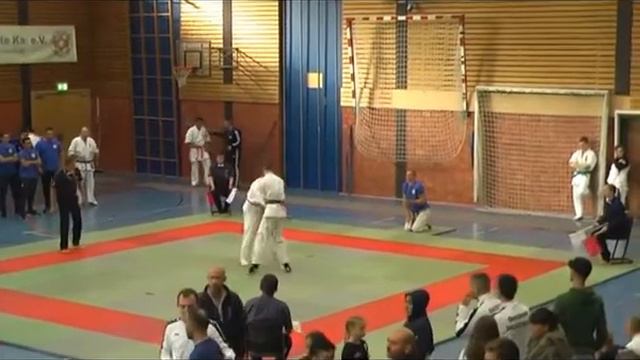 DM 2018 Philipp Kampf 1 смотреть онлайн