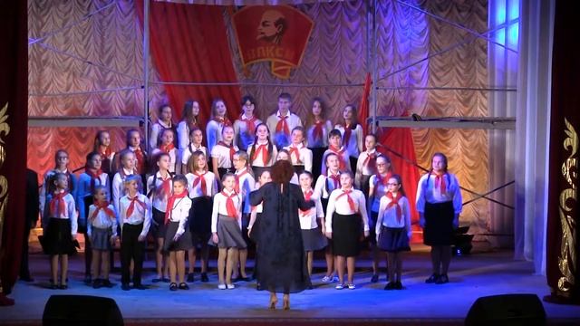100-летие ВЛКСМ "Не расстанусь с комсомолом буду вечно молодым!". смотреть онлайн