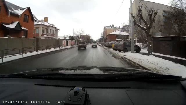 Пенза. ул. Гоголя. 22 03 2016 мерс р001ае58 на встречке смотреть онлайн