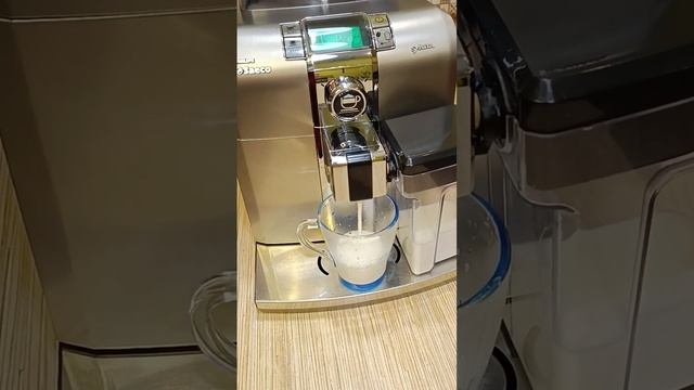 кофемашина saeco syntia hd8838 смотреть онлайн