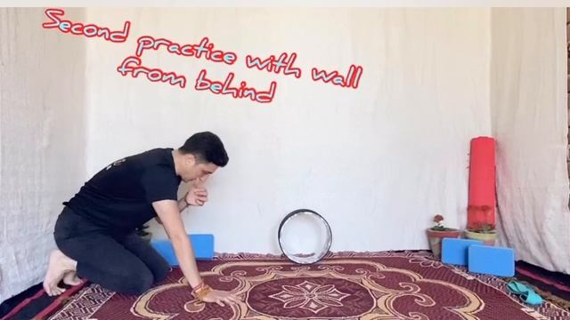 Learn Scorpion Pose in 3 easy steps with Master Jai Yoga смотреть онлайн
