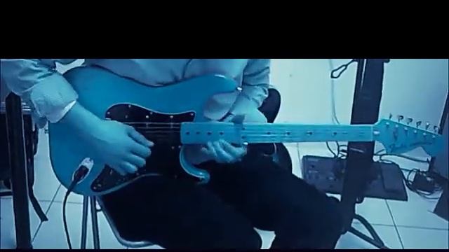 Groovy Fast - edit guitar Fender Strat смотреть онлайн