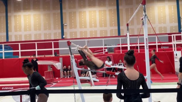 Gymnastics Bar Routine /Derbyshire County Championship смотреть онлайн