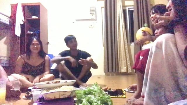 Spin the bottle game with my friends at Tarlac смотреть онлайн