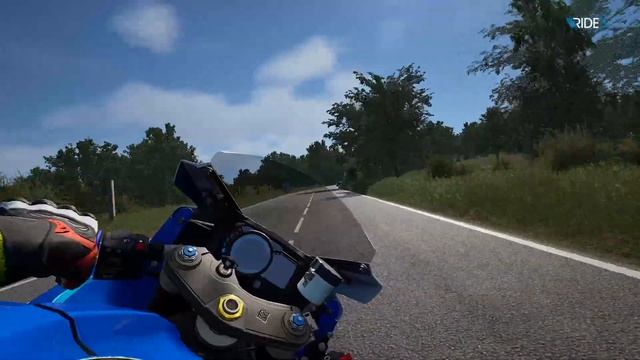 RIDE 3 4K@60 2015 YAMAHA R6 VS 2009 SUZUKI GSX R600 @ ULSTER GP. смотреть онлайн