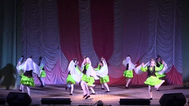 Хореографическая студия "Карамельки" Нижегородская область р.п. Воскресенское - Татарский танец смотреть онлайн