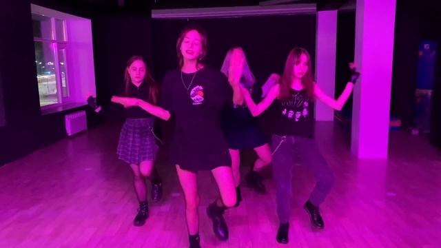 BLACKPINK - ‘Pretty Savage’ (ROCK VER.) [cover dance by BOW] смотреть онлайн