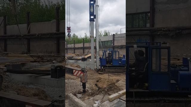 Фундамент на железобетонных сваях сечением 300х300 длина сваи 7 м смотреть онлайн
