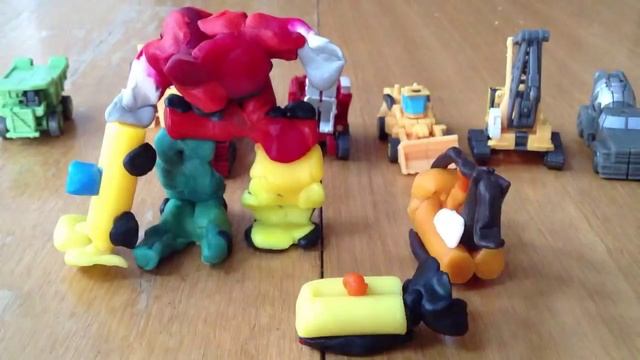 Transformers, Devastator z plasteliny - animacja stop motion смотреть онлайн