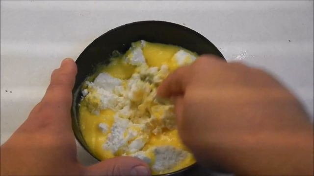 ТВОРОЖНАЯ ЗАПЕКАНКА - СУФЛЕ. ПЫШНАЯ И ПРОСТАЯ. ЕДЯТ ДЕТИ! смотреть онлайн