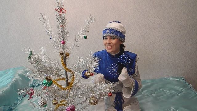 ПОЗДРАВЛЕНИЕ СНЕГУРОЧКИ С НОВЫМ ГОДОМ! смотреть онлайн