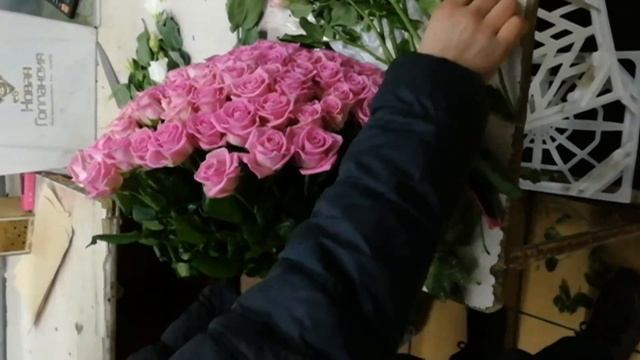 #101_роза #Букет_из_101_розы Как собрать 101 розу ? как собрать цветы смотреть онлайн