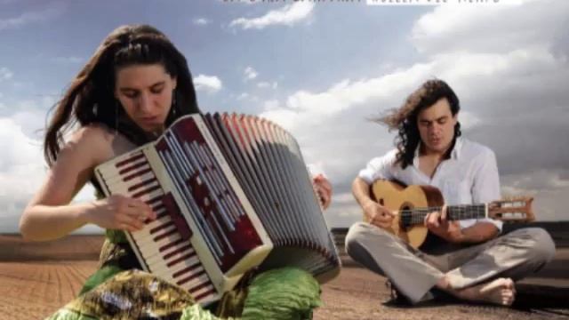 La otra campana dúo - Milonga para Paso смотреть онлайн