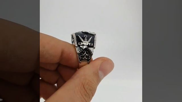 Ювелирное украшение из серебра для мужчины с короной ручной работы на подарок смотреть онлайн
