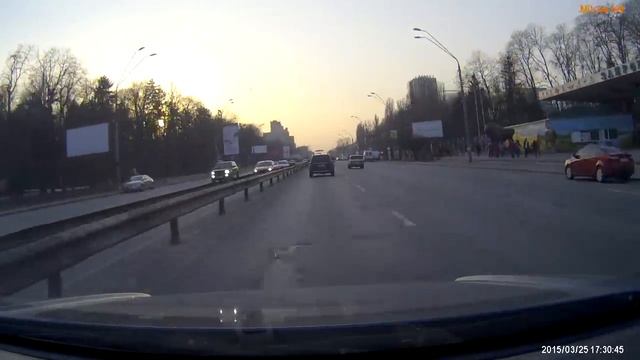 AA0489АР неспешное передвижение в крайнем левом ряду смотреть онлайн
