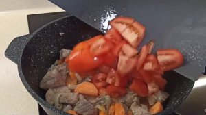 СЫТНЫЙ И НАВАРИСТЫЙ ЛАГМАН со свининой и лапшой в казане. Традиционное узбекское блюдо. #лагман