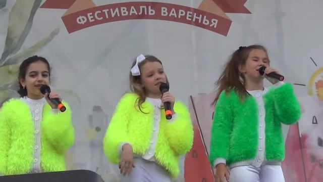 "Дети Земли". Студия эстрадного вокала "Конфетти". смотреть онлайн