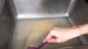 Как почистить раковину из нержавейки от налета: способ, о котором мало, кто знает