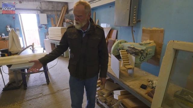 Простая деревянная лестница в ДОМЕ за МИЛЛИОН. смотреть онлайн