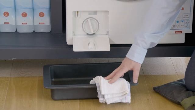 How to clean the filters from your Miele washing machine смотреть онлайн
