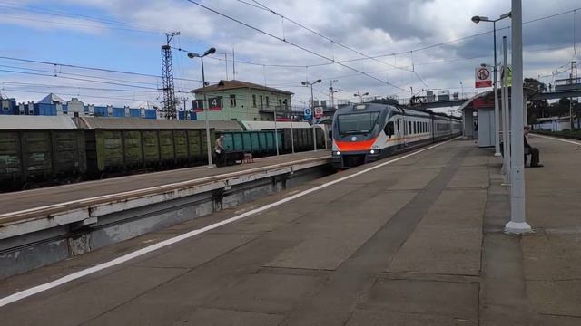 Электропоезд ЭП2Д - 0094, ст. Голицыно, Московская область смотреть онлайн