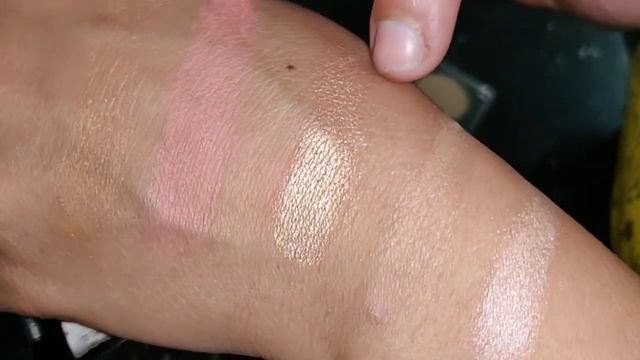 Makeup Revolution Face Palette | Faces Face Palette | Contour, Blush, Highlight | SWATI BHAMBRA смотреть онлайн