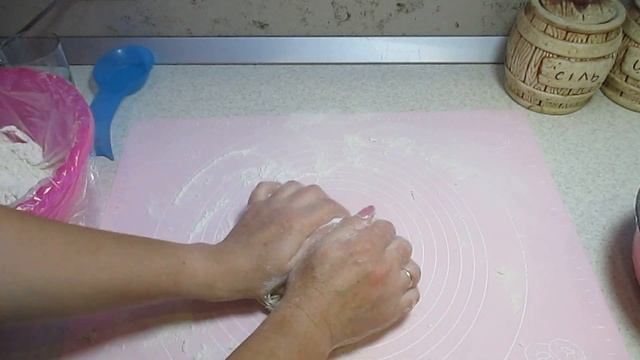 ТЕСТО ДЛЯ ПЕЛЬМЕНЕЙ И ВАРЕНИКОВ! Не развариваются! смотреть онлайн