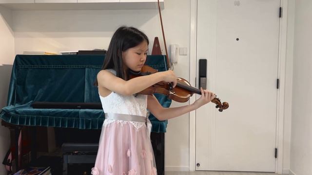 Bach Gigue & Kabalevsky Violin Concerto 1st mvt смотреть онлайн