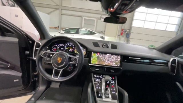 Porsche Cayenne E- Hybrid Walkaround