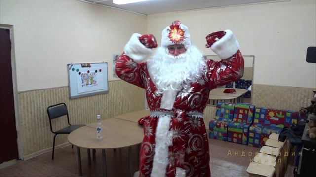 С Новым Годом и Рождеством. смотреть онлайн