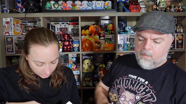 Toy Tokyo Funko Mystery Box Battle and Yummy Norway Candy! смотреть онлайн