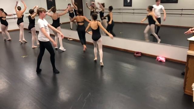Beth’s Ballet Int 3/4 clip 2 смотреть онлайн