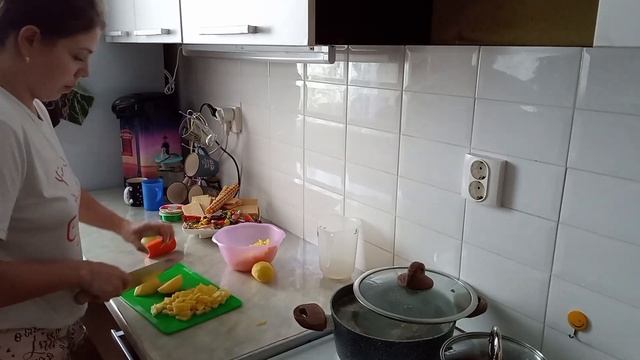 Наводим порядки, готовим грибной суп. Что у Лёши происходит!??♀️ смотреть онлайн