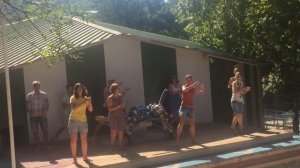 Веселая лагерная зарядка  на песню «Вставай, с первыми лучами вставай»