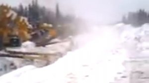 Падение трубоукладчиков.3gp