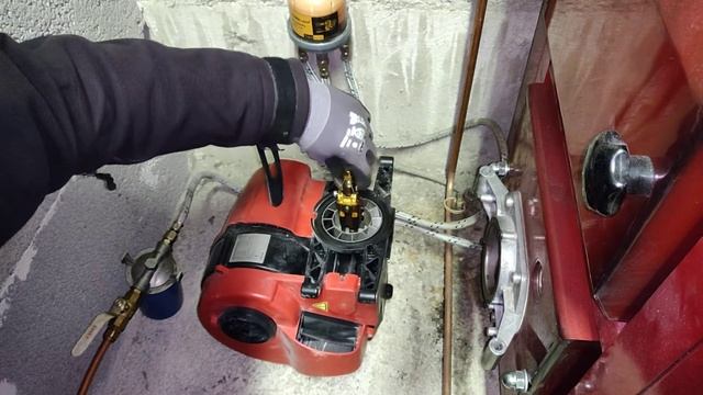 Oil Burner Nozzle Replacement | Danfoss смотреть онлайн