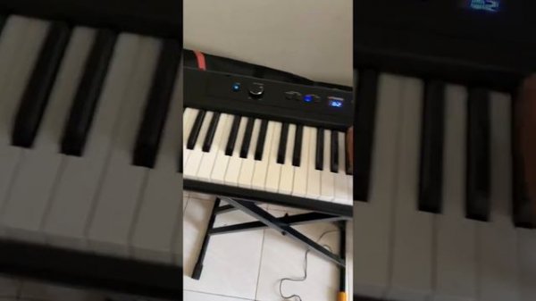 Keyboard Artesia A 61 Piano Test