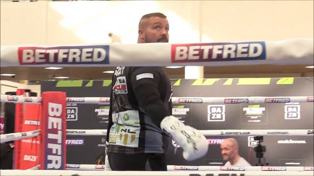 FULL FOOTAGE/ Rob Ismay GOES AFTER Solomon Dacres at Matchroom Open WorkOut!! смотреть онлайн