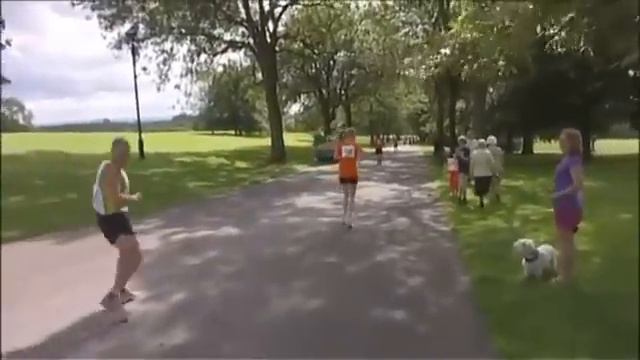 Пущенное задом наперед видео с соревнований по бегу задом наперед смотреть онлайн