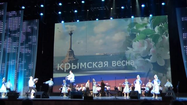 "На зов гармони "_Ансамбль ЧФ_ LIVE _2015 хореография .А. Кривохижи, пост. Ю. Слонченко_Live_ Кремл смотреть онлайн
