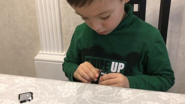 Объемный железный шлем из Майнкрафт, термомозаика смотреть онлайн