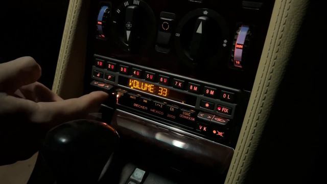 Mercedes-Benz W126 560SEC AMG