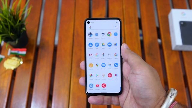 Google Pixel 4a Unboxing & First Look | Clean UI | Crazy Camera | Mid-Range Price??? смотреть онлайн