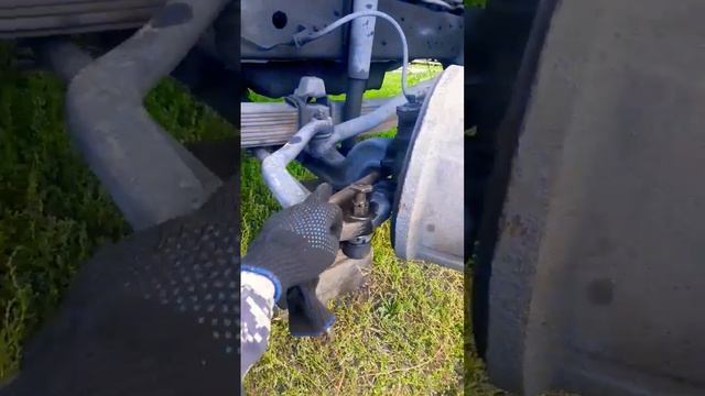 выбить рулевой наконечник не напрягаясь смотреть онлайн