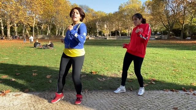 Zumba Gold mit Wendy und Katherine Salsa - Afro House смотреть онлайн