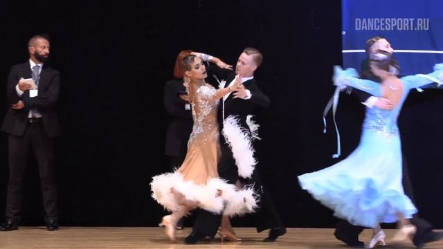 Ilya Chubanov - Elena Mitina GEO | Slow Foxtrot | WDSF Int Open Standard - Sochi 2018 смотреть онлайн